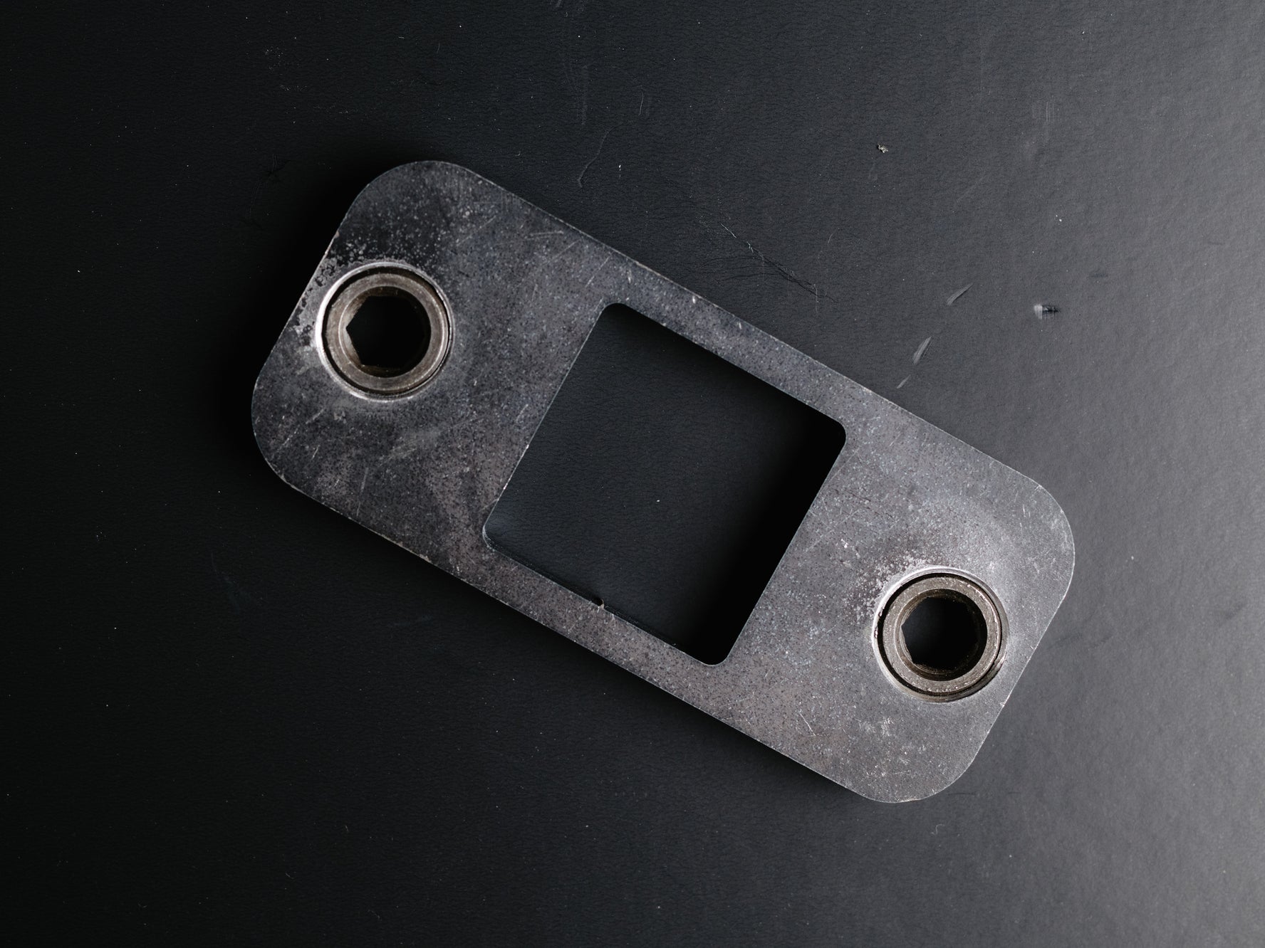 2"x4.5" Levaplate® w/ post guide